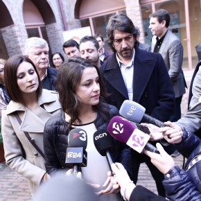 Inés Arrimadas anuncia que Cs i PP es reuniran el dilluns al Congrés per tractar la qüestió de l'eliminació dels aforaments i la limitació de mandats